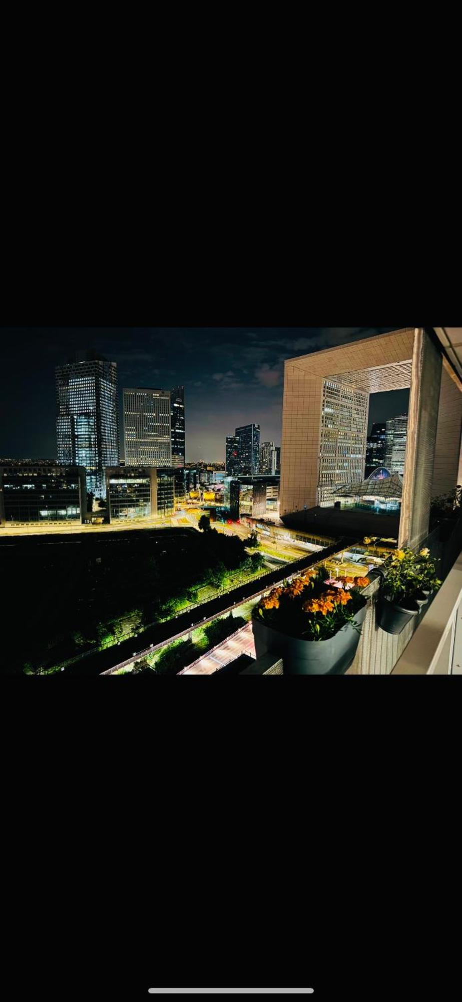 Luxury 2 Rooms Apartment With Balcony Puteaux Exterior photo